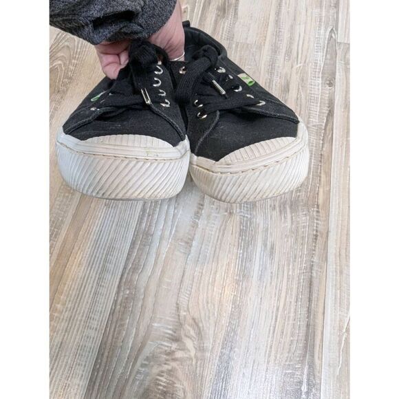 Cariuma Sneakers Unisex Wo 7/Mens 5.5 Black Canvas OCA Low Top Lace-Up Classic - Picture 7 of 9